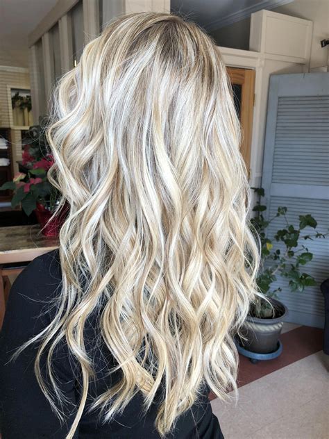 balayage blonde long